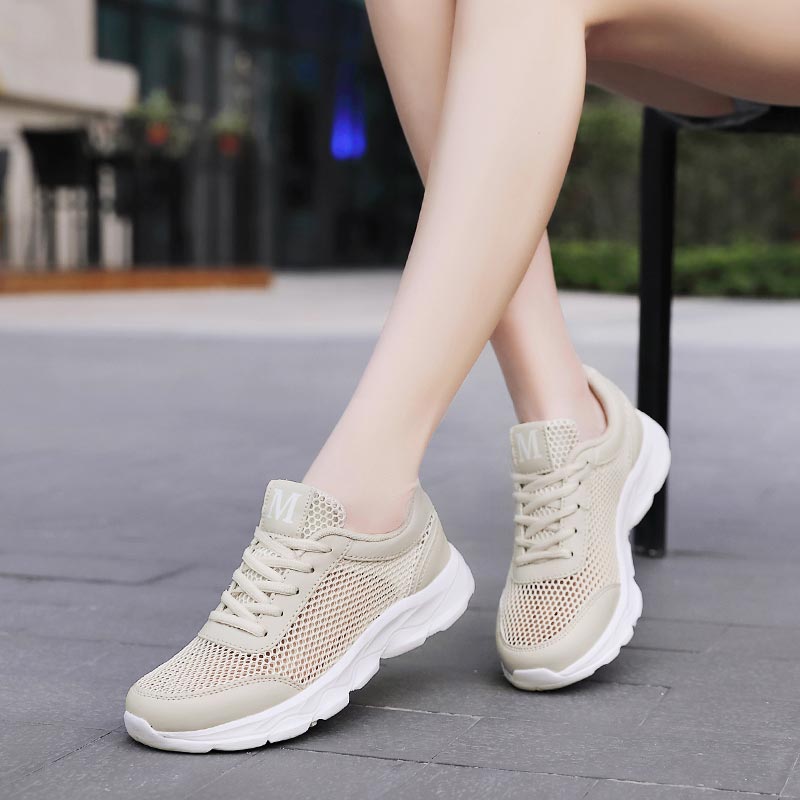 Summer Breathable Sneakers Wom - огляд і ціна Street Fashion Japan Brand
