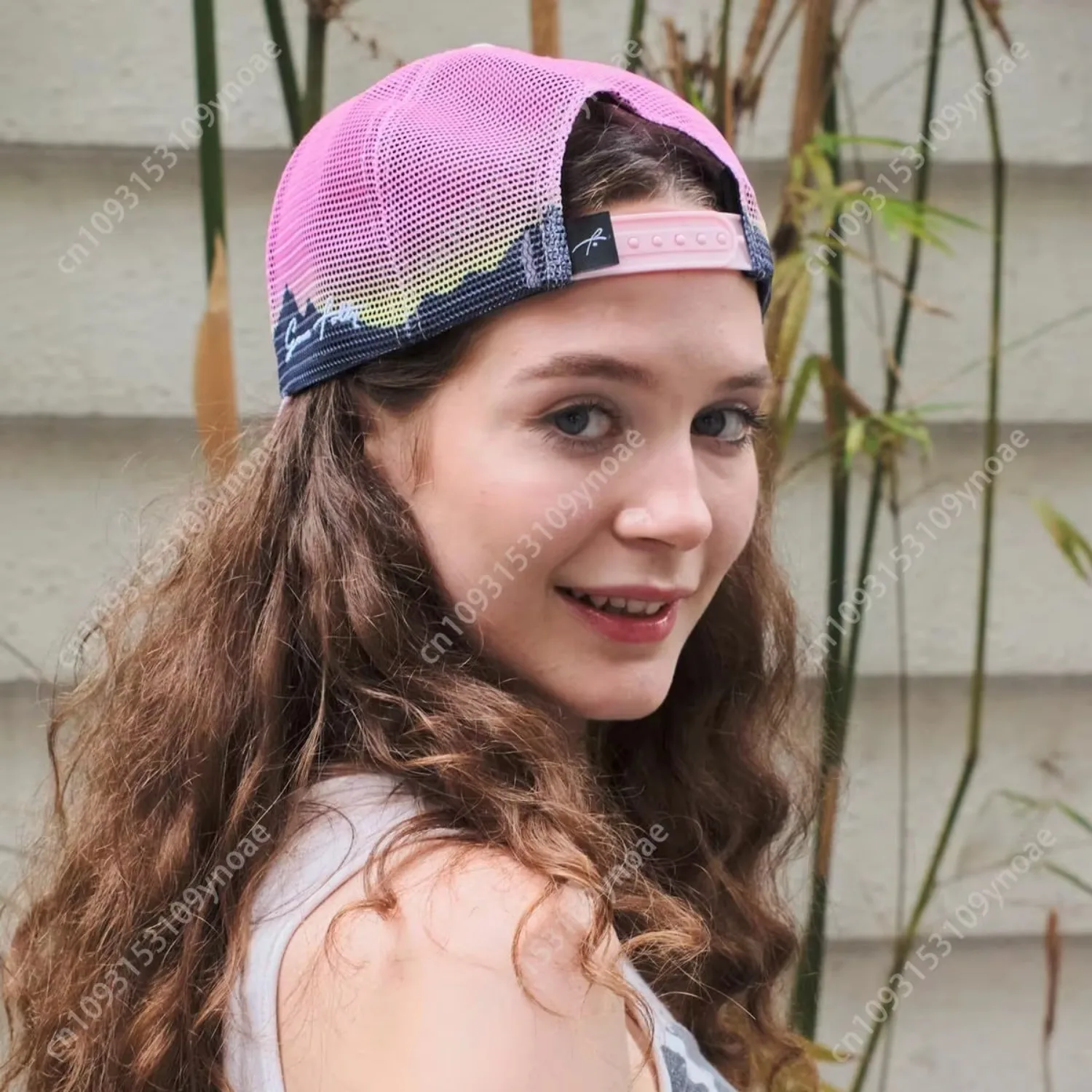 Grace Folly Beach Trucker Hat  - огляд і ціна Baseball Cap Fitted